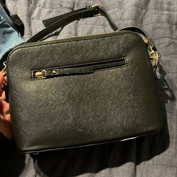 Michael Kors black leather crossbody bag - Picture 2 of 3